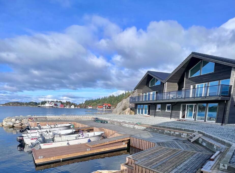 Villa Eksklusiv Rorbu - Havblikk 1 - Batutleie à Bekkjarvik Extérieur photo