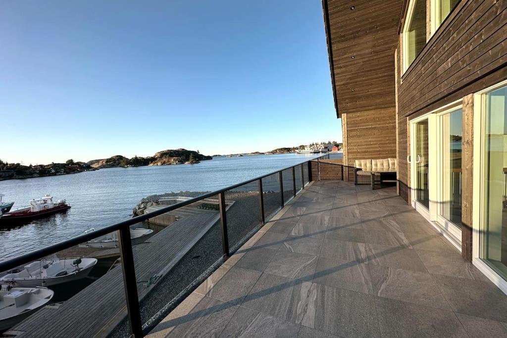 Villa Eksklusiv Rorbu - Havblikk 1 - Batutleie à Bekkjarvik Extérieur photo