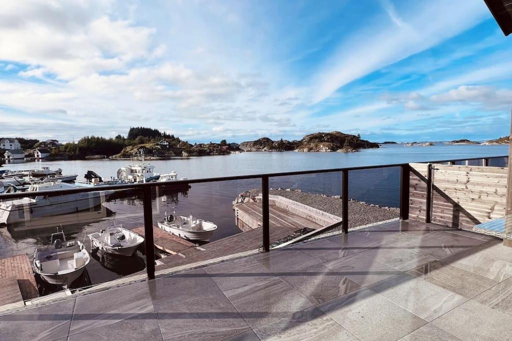 Villa Eksklusiv Rorbu - Havblikk 1 - Batutleie à Bekkjarvik Extérieur photo