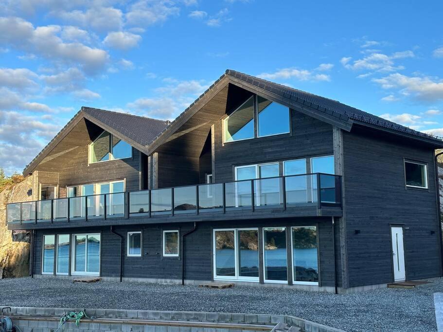 Villa Eksklusiv Rorbu - Havblikk 1 - Batutleie à Bekkjarvik Extérieur photo